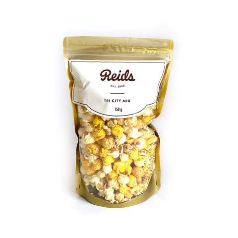 150 g of caramel corn, nacho cheese and white cheddar popcorn.